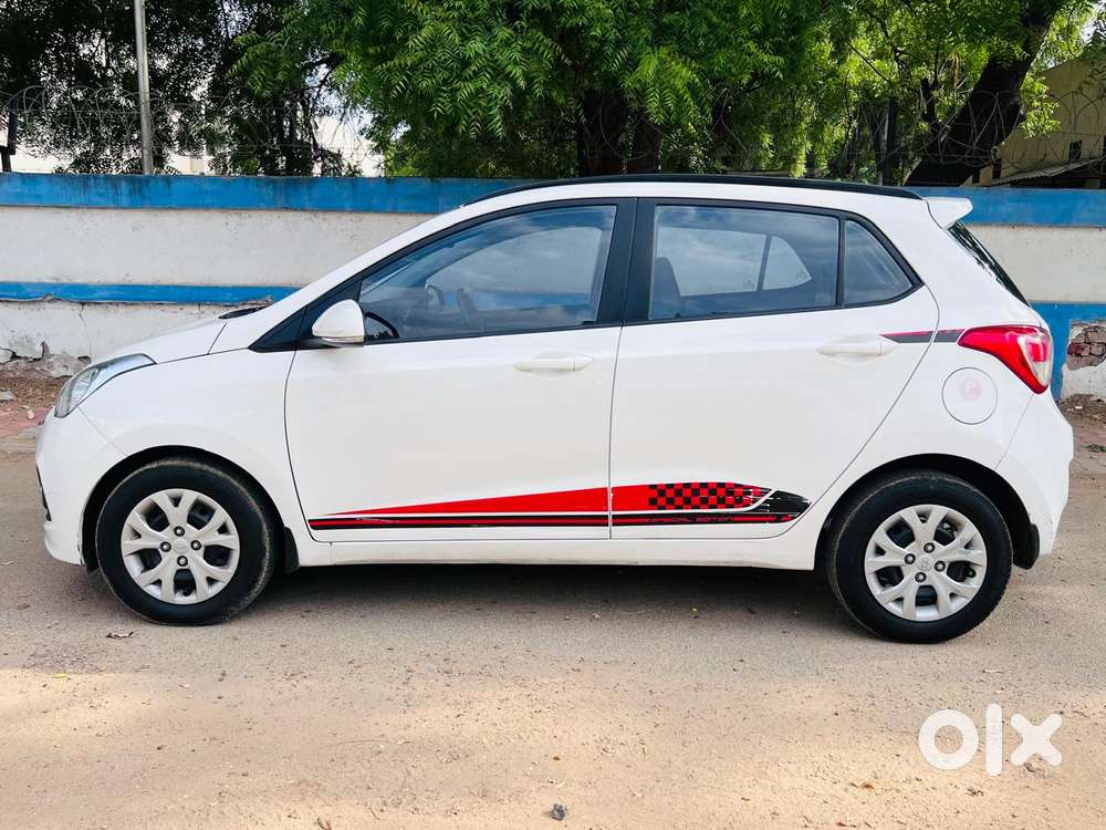 Hyundai Grand I10 Sportz Celebration Edition, 2016, Petrol