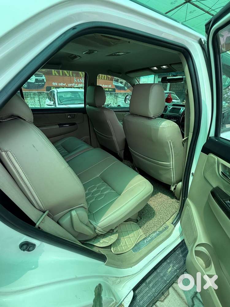 Toyota Fortuner 3.0 4x2 Mt, 2014, Diesel