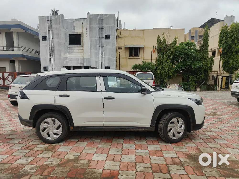 Maruti Suzuki Victoris 2025
