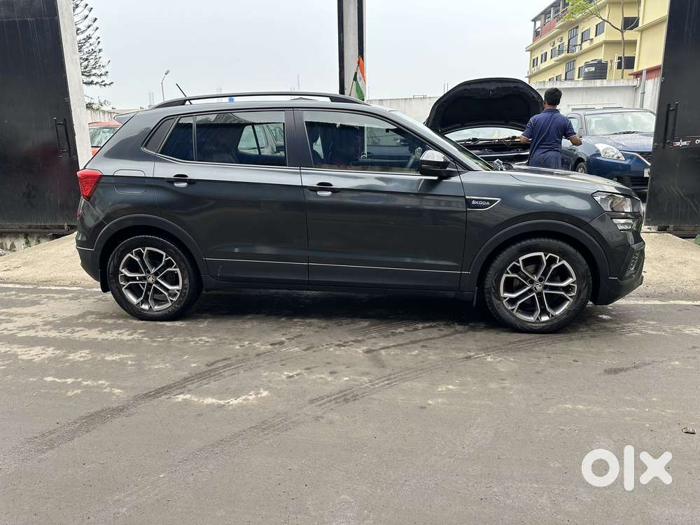 Skoda Kushaq 1.0 Tsi Active, 2022, Petrol