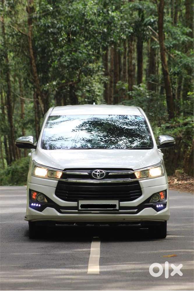 Toyota Innova Crysta 2018
