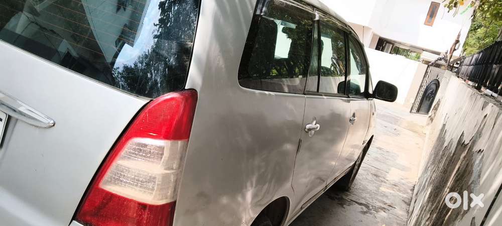 Toyota Innova 2009-2011 2.0 Vx 8 Str, 2011, Diesel