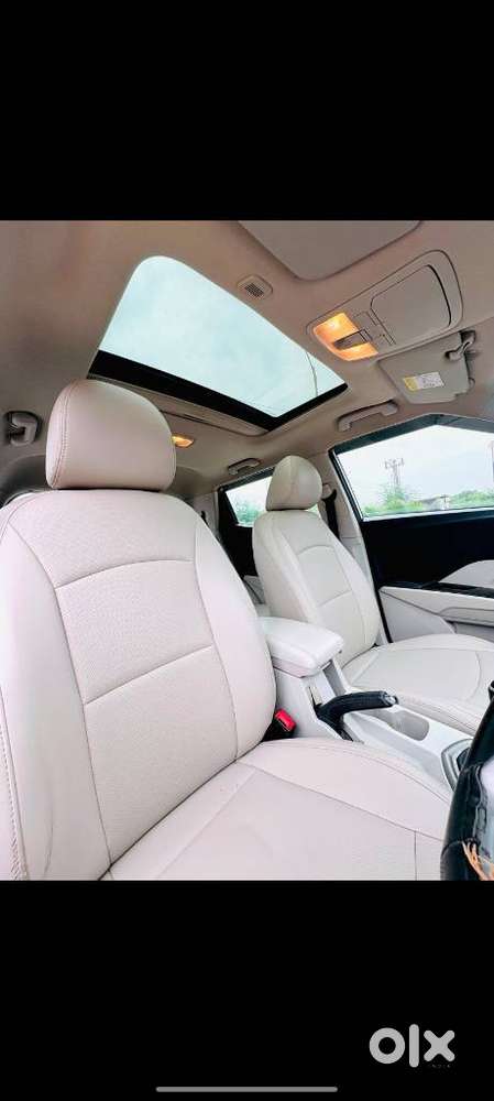Mahindra Xuv300 W8 Option Diesel, 2023, Diesel
