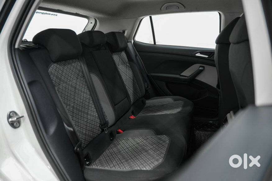 Volkswagen Taigun 1.0 Tsi Highline At, 2022, Petrol