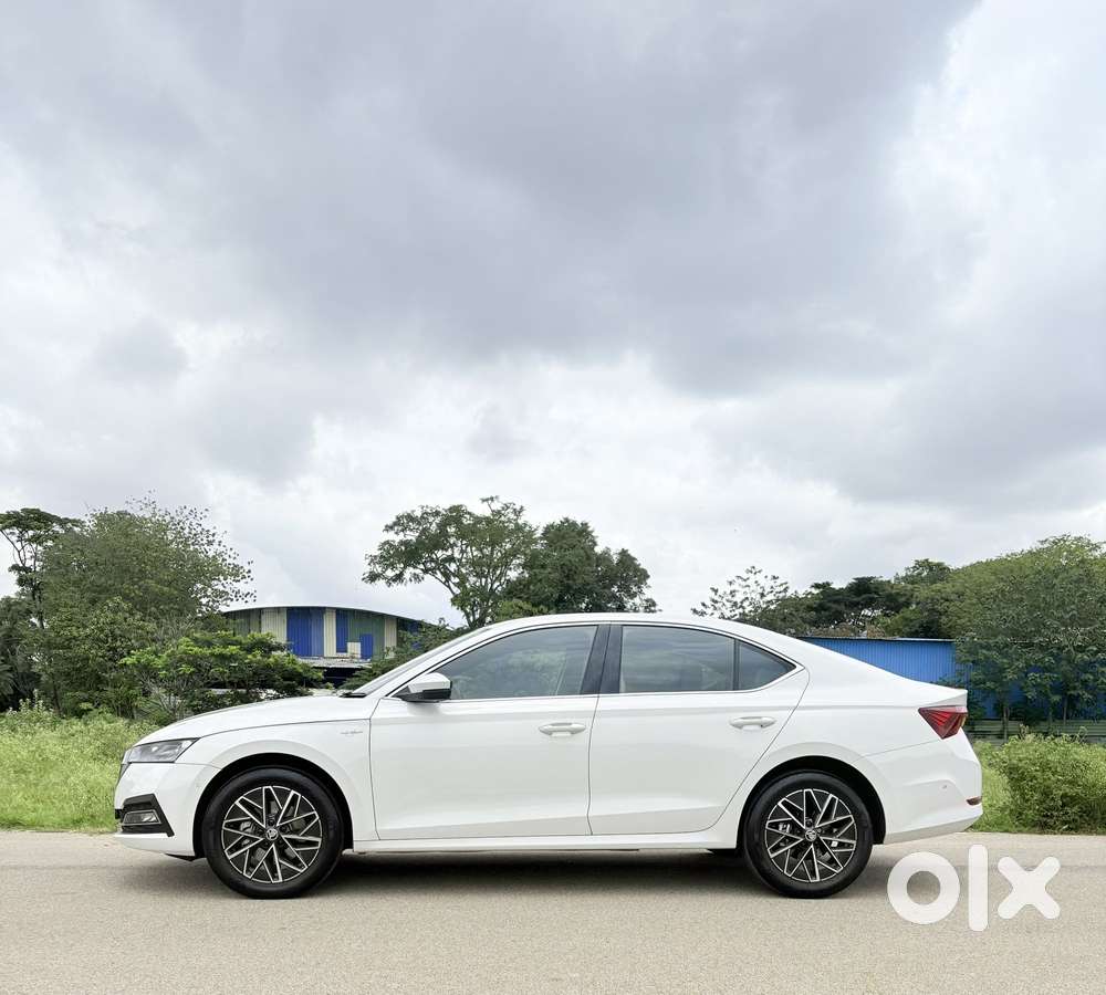 Skoda Octavia 2.0 L K Tsi At, 2021, Petrol