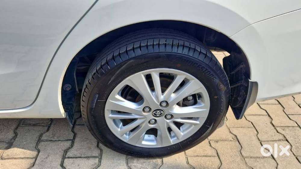 Toyota Yaris V, 2018, Petrol