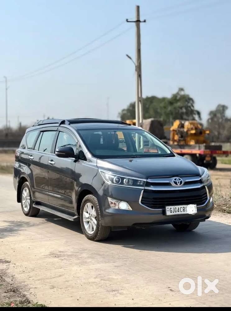 Toyota Innova Crysta 2018 Diesel Well Maintained