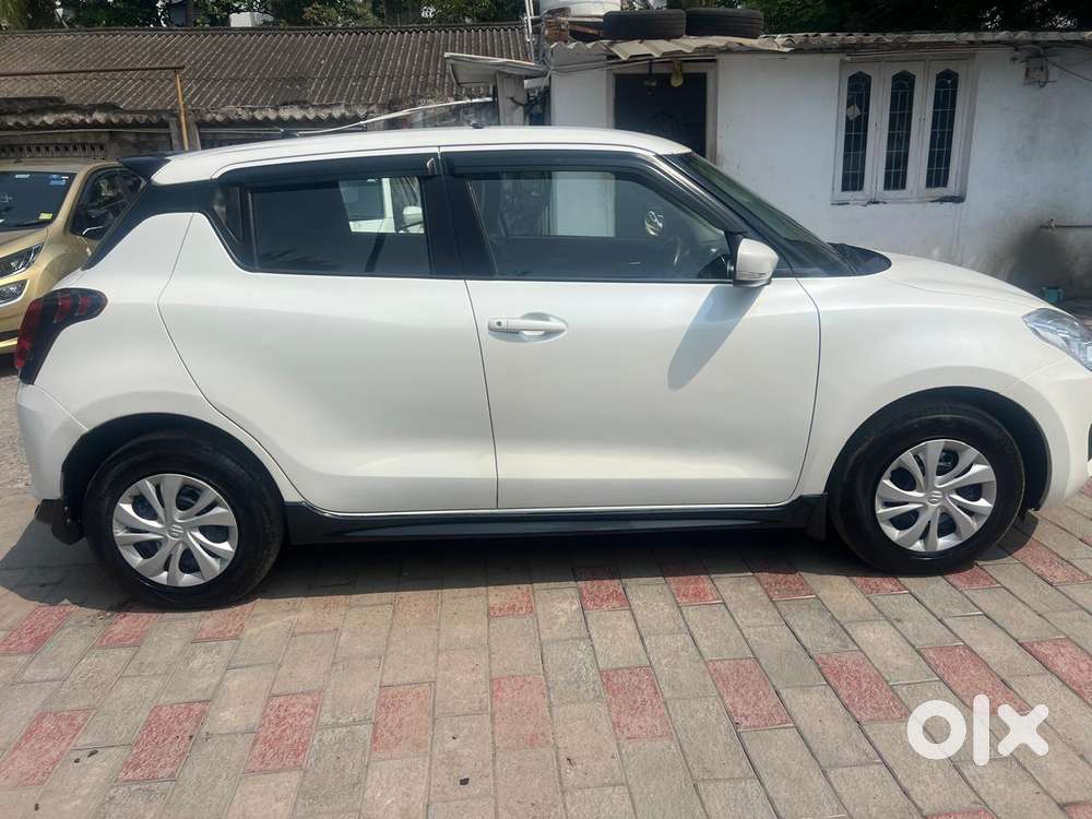 Maruti Suzuki Swift Vxi, 2020, Petrol