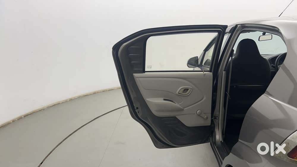 Datsun Redigo T Option, 2017, Petrol