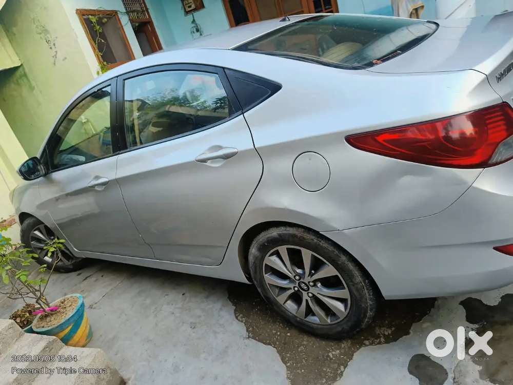 Hyundai Verna 2012