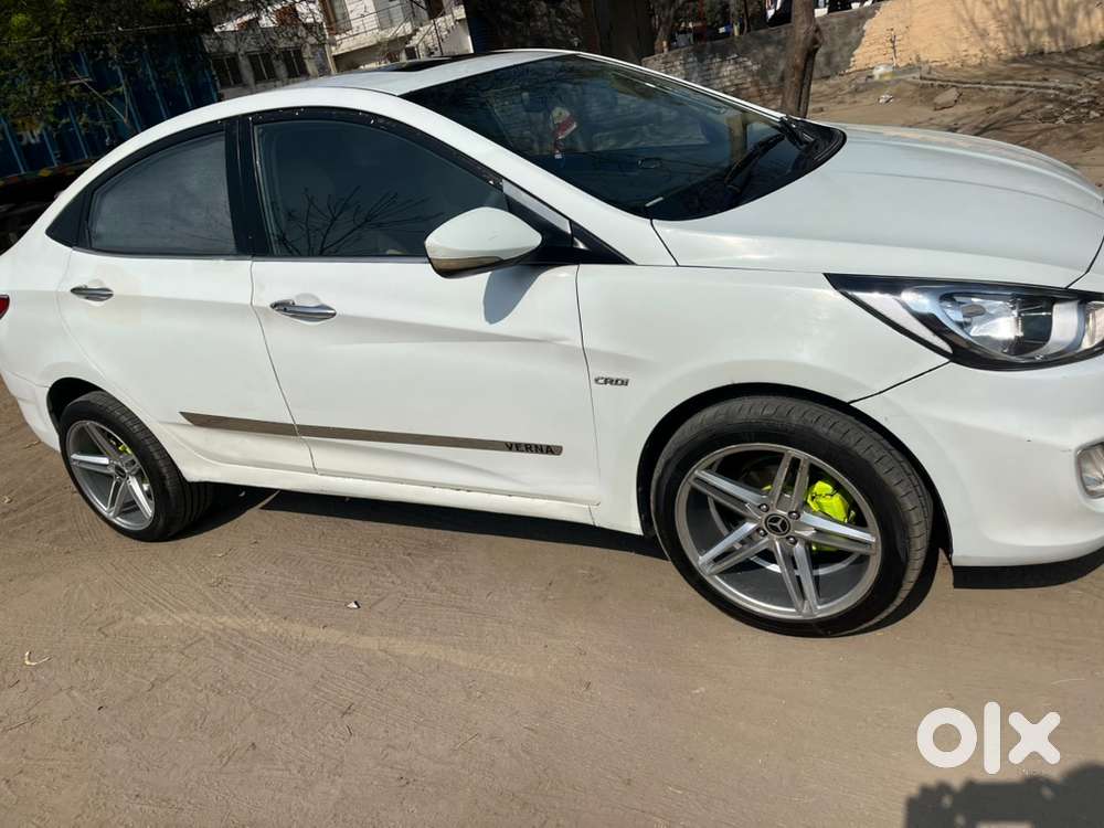 Hyundai Verna 2012 Diesel Good Condition. And Well Maintained