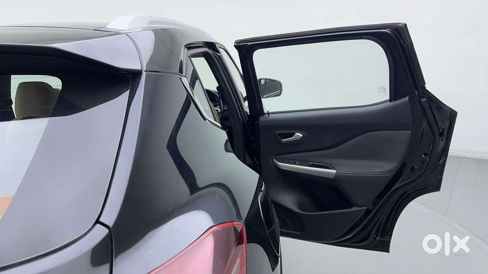 Nissan Magnite 1.0 Xv Premium Turbo Cvt, 2022, Petrol