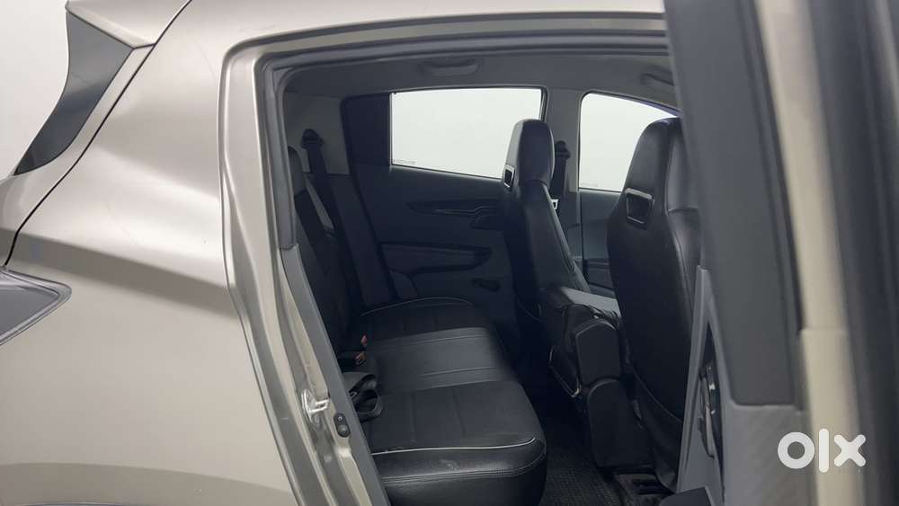 Mahindra Kuv100 Nxt 1.2 K2 Petrol 6 Str, 2018, Petrol