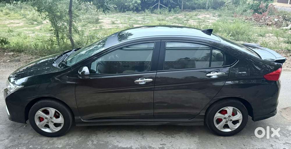 Honda City V Mt Exclusive, 2014, Petrol
