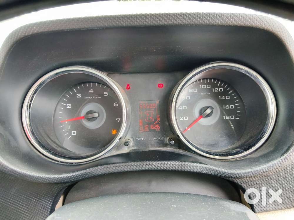 Mahindra Tuv 300 T8, 2018, Diesel