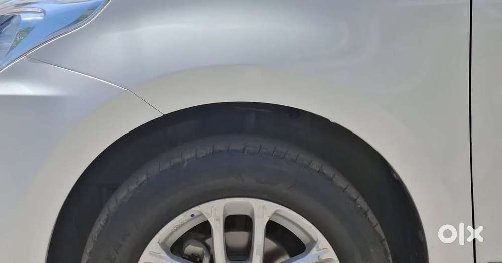 Maruti Suzuki Swift 1.3 Zxi, 2023, Petrol
