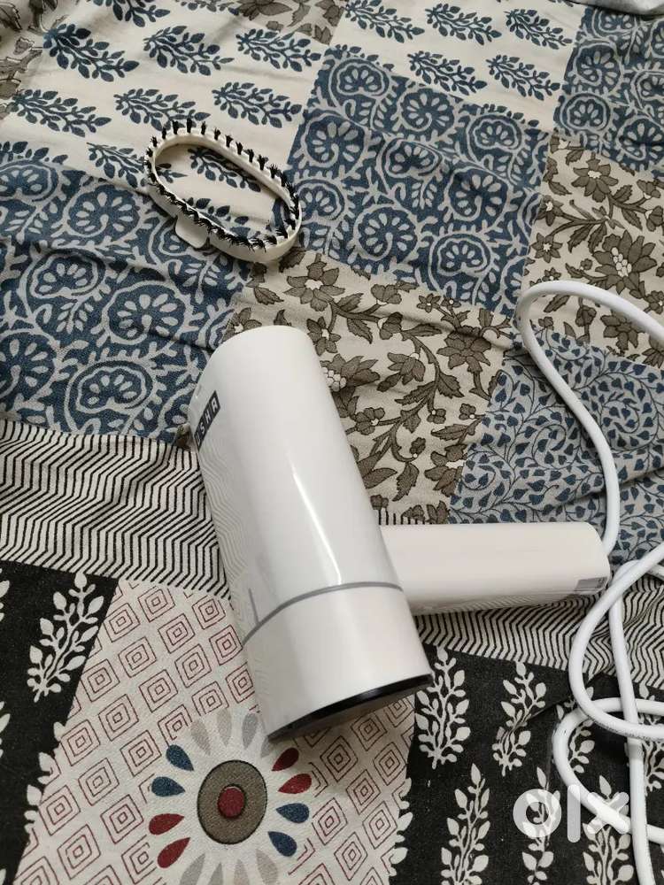 Garment steamer