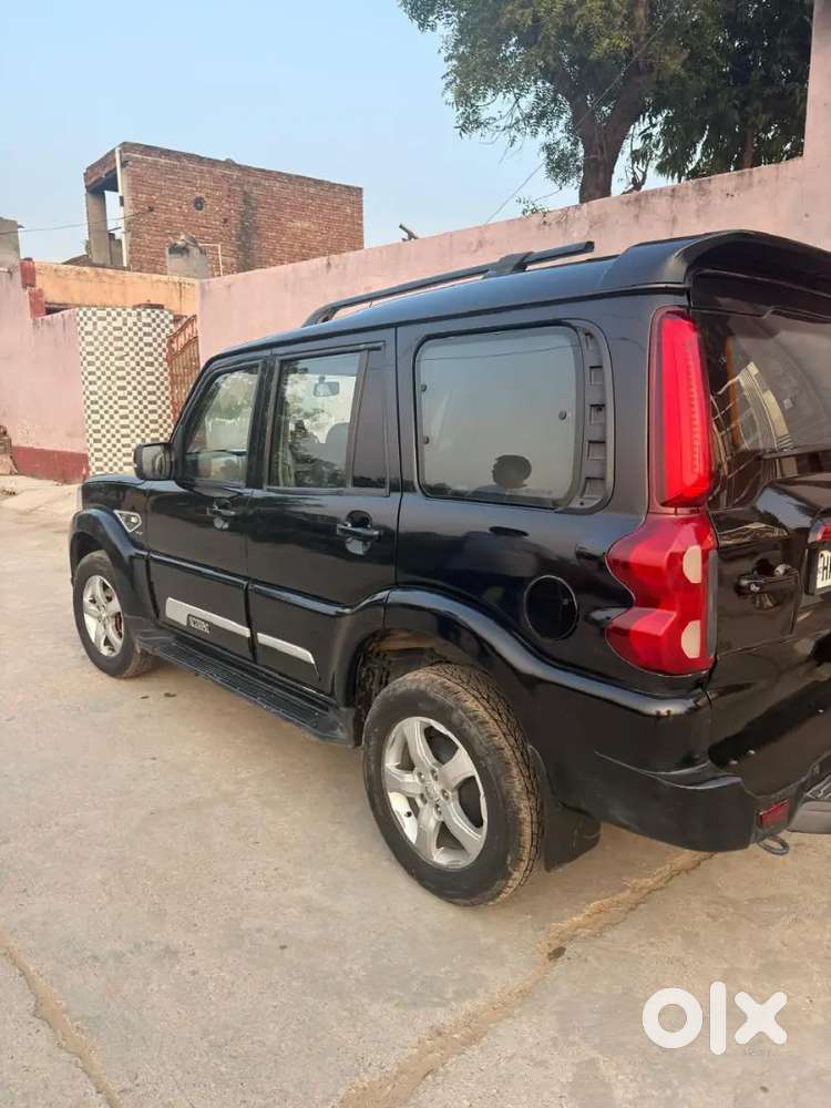 Mahindra Scorpio Classic 2019