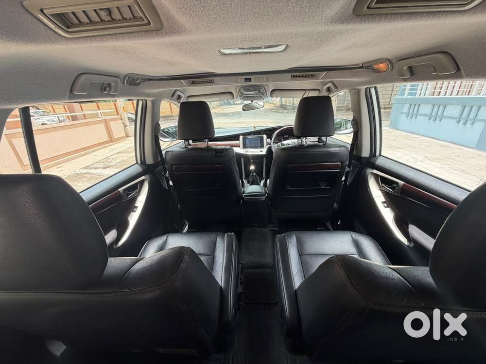 Toyota Innova Crysta 2.4 Z 7 Str, 2016, Diesel