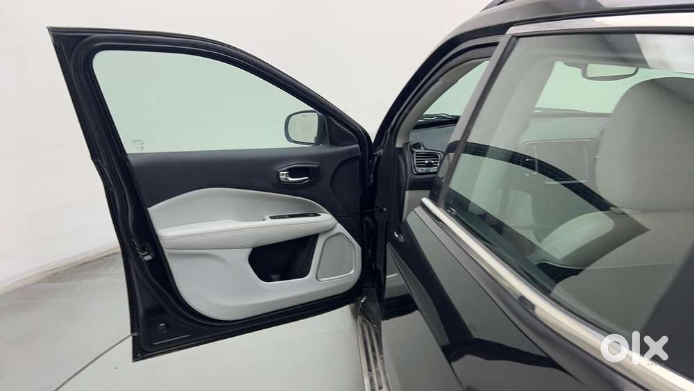 Jeep Compass 2.0 Limited Plus 4x4, 2019, Petrol