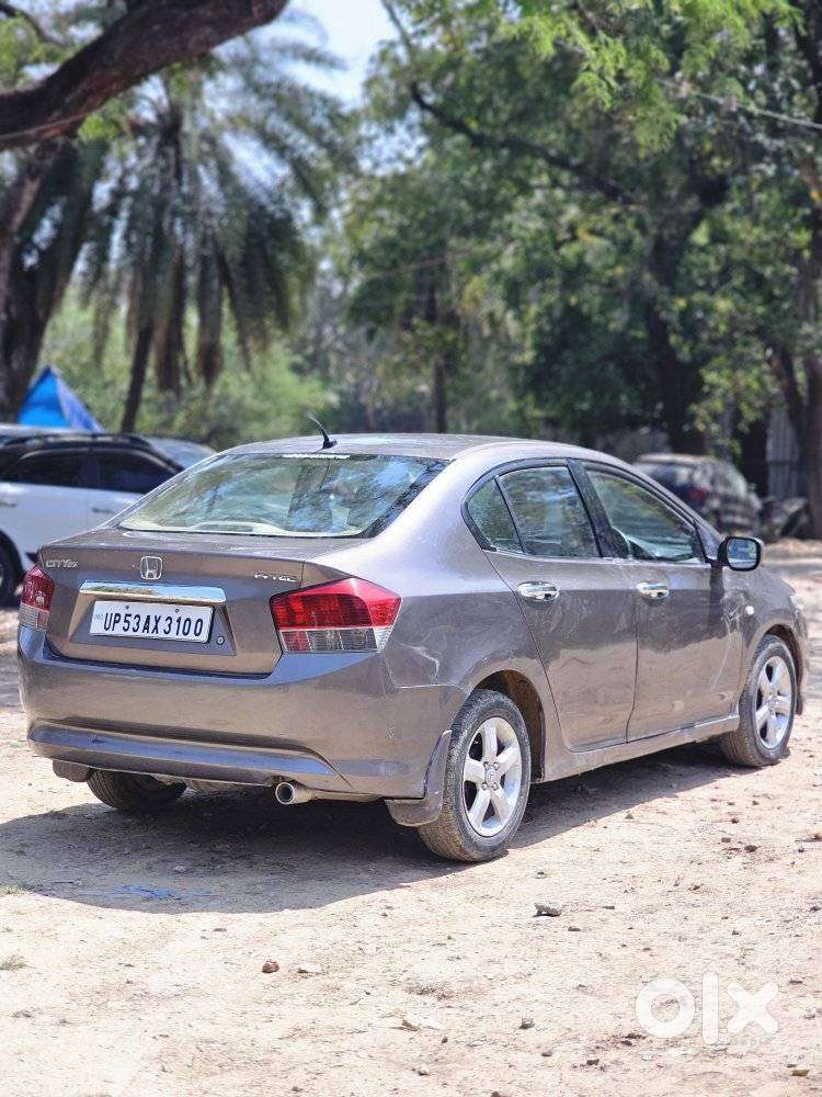Honda City 2011-2013 V At Exclusive, 2011, Petrol