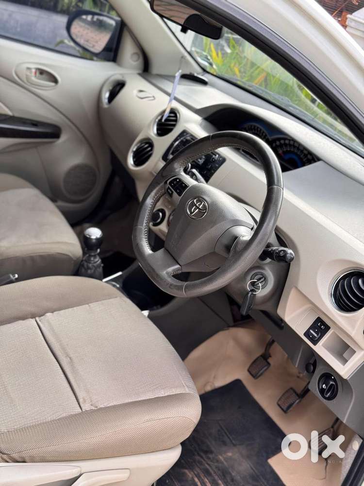 Toyota Etios Liva Vxd, 2015, Diesel
