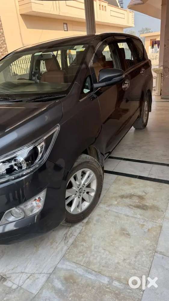 Toyota Innova Crysta 2.4 Diesel 2018