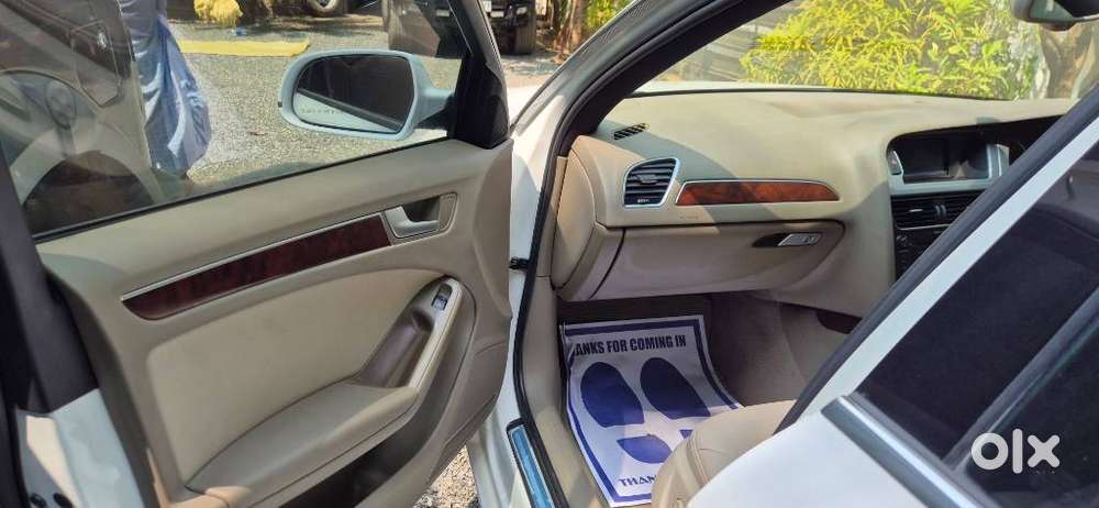 Audi A4 2.0 Premium Plus 40 Tfsi, 2010, Petrol