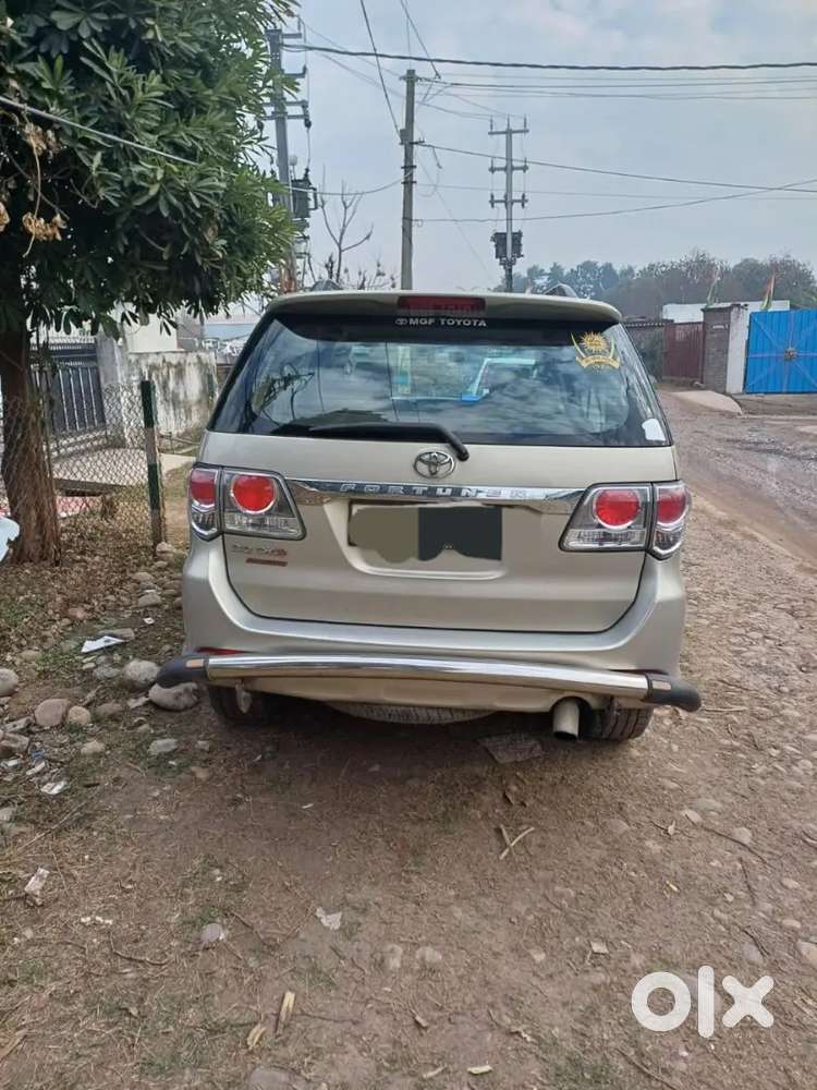 Toyota Fortuner Legender 2013 Diesel 96000 Km Driven