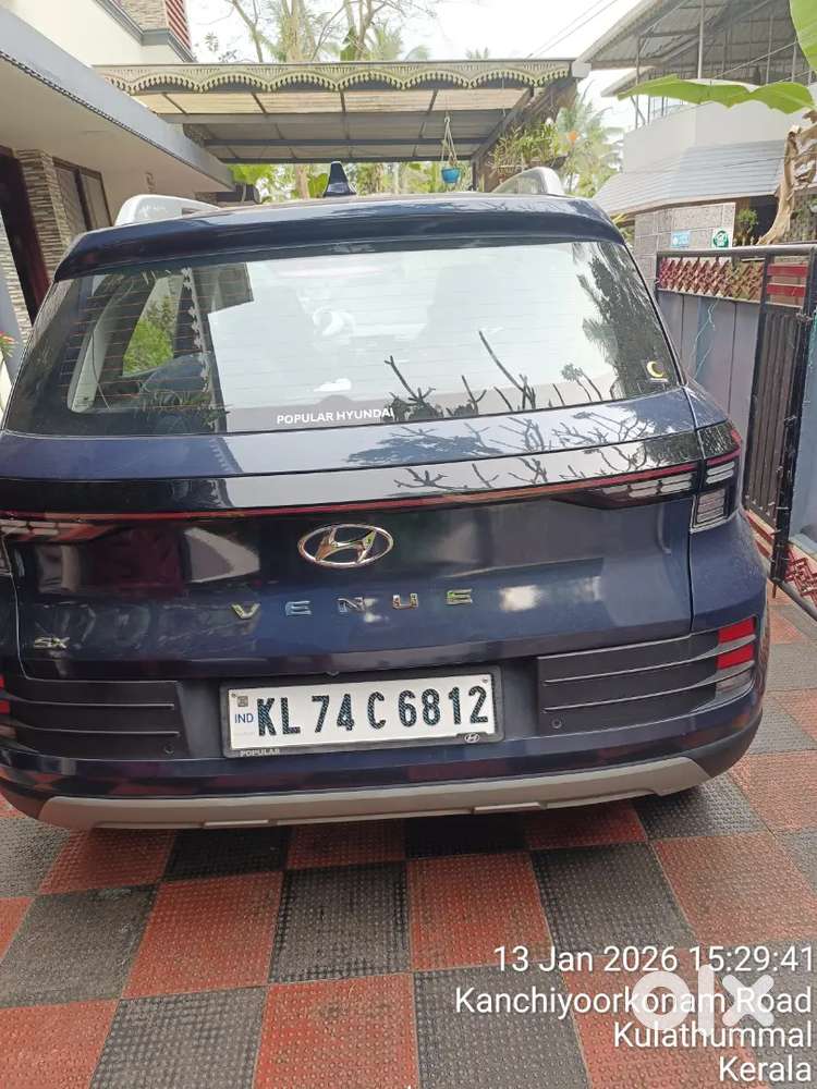 Hyundai Venue Full Option