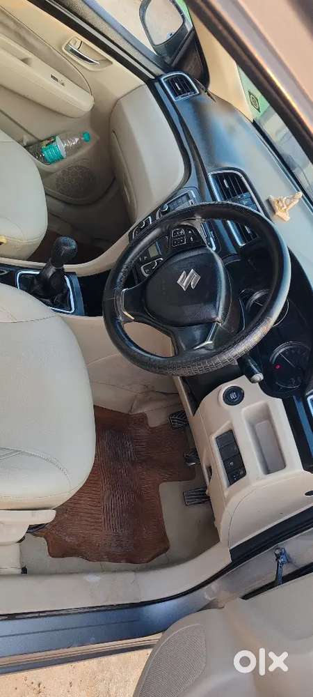 Maruti Suzuki Ciaz 2016 Zdi Plus, Push Start Button