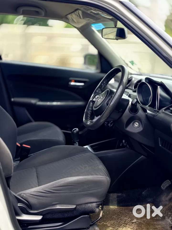 Maruti Suzuki Swift Vxi, 2021, Petrol