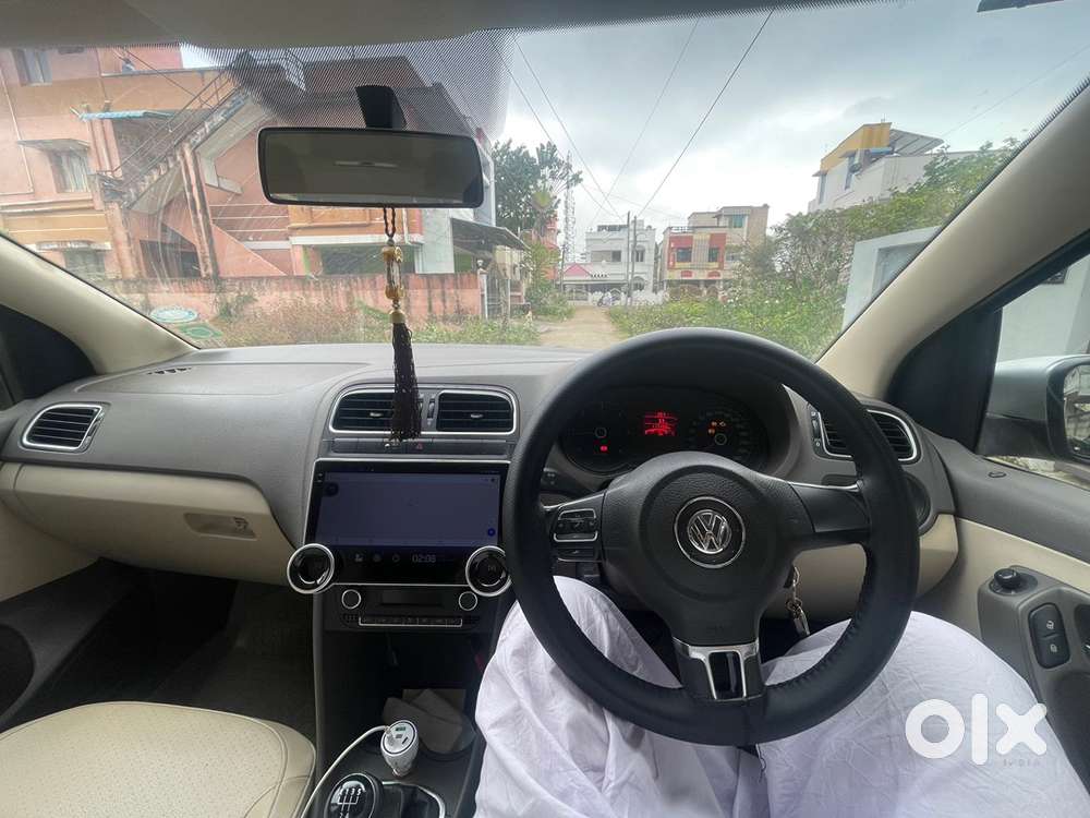 Volkswagen Vento 1.6 Cr Mt Highline Diesel 2013
