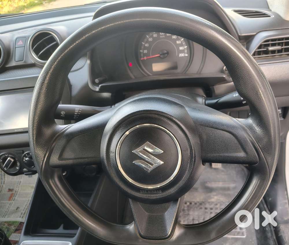 Maruti Suzuki Swift Vvt Lxi, 2021, Petrol