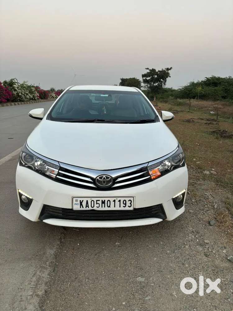 Toyota Corolla Altis 2014