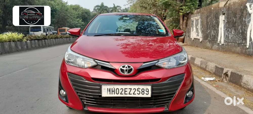 Toyota Yaris V Cvt, 2018, Petrol