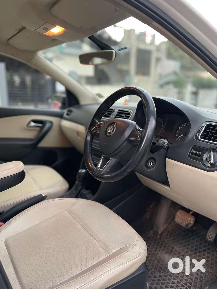 Skoda Rapid [2016-2020] 1.5 Style Plus Tdi At, 2017, Diesel