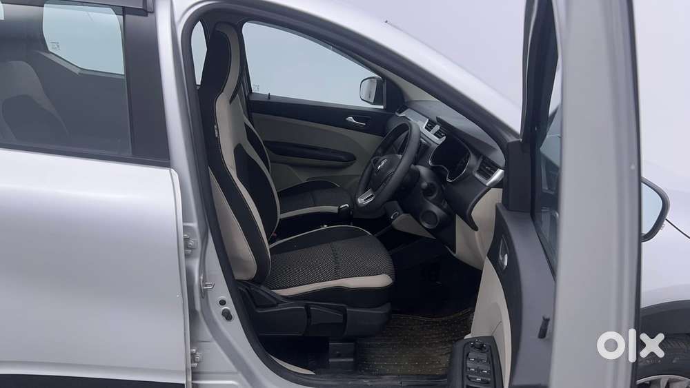 Renault Triber Rxz Easy-r Amt, 2022, Petrol