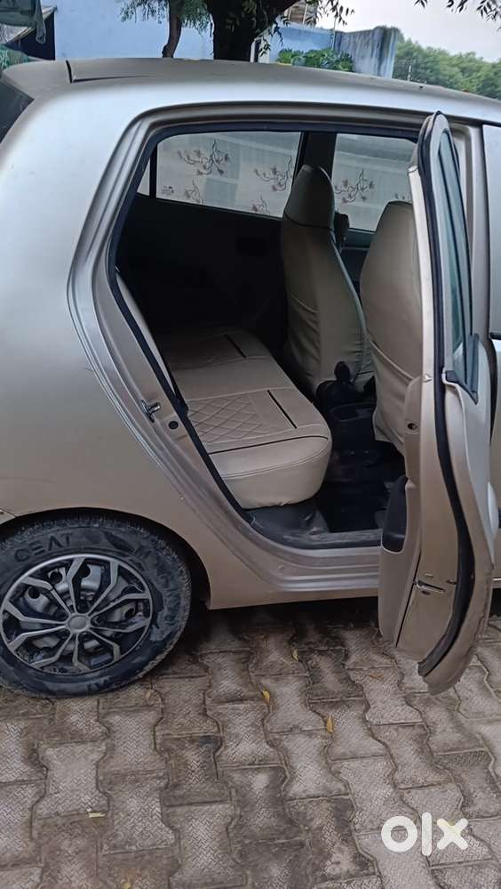 Hyundai I10 2011 Petrol 63000 Km Driven