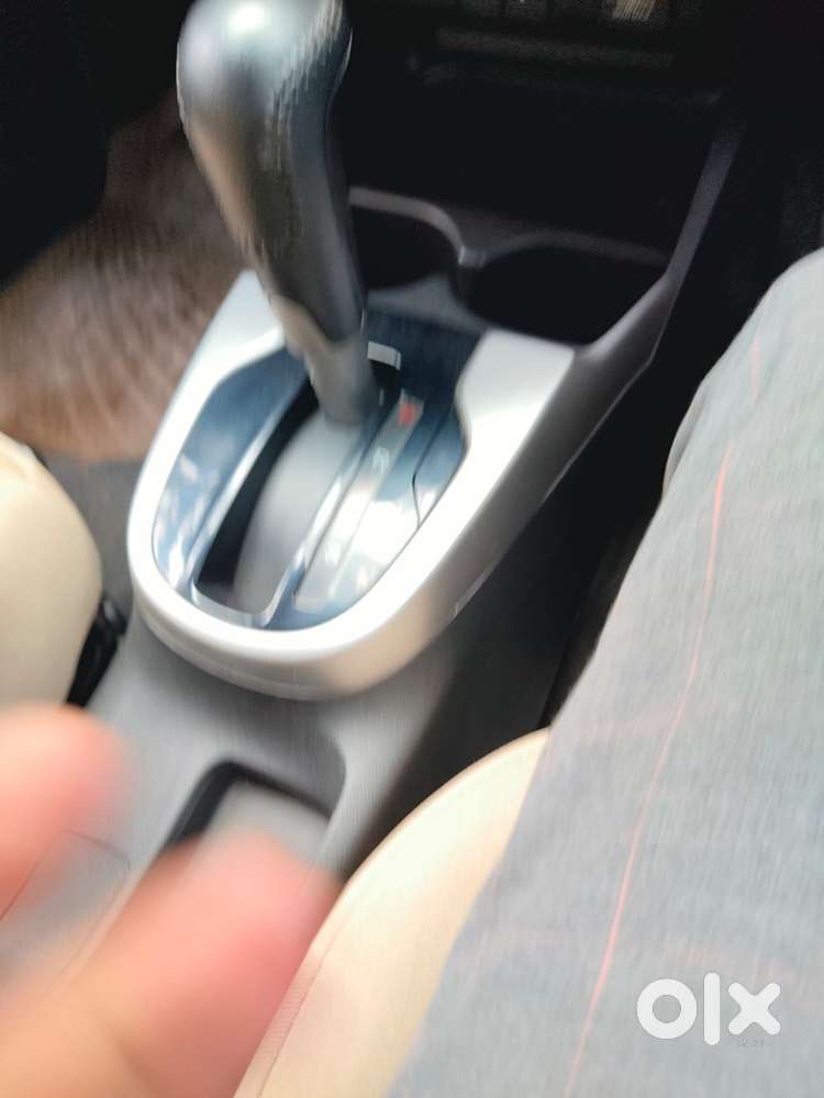 Honda Jazz V Cvt, 2015, Petrol