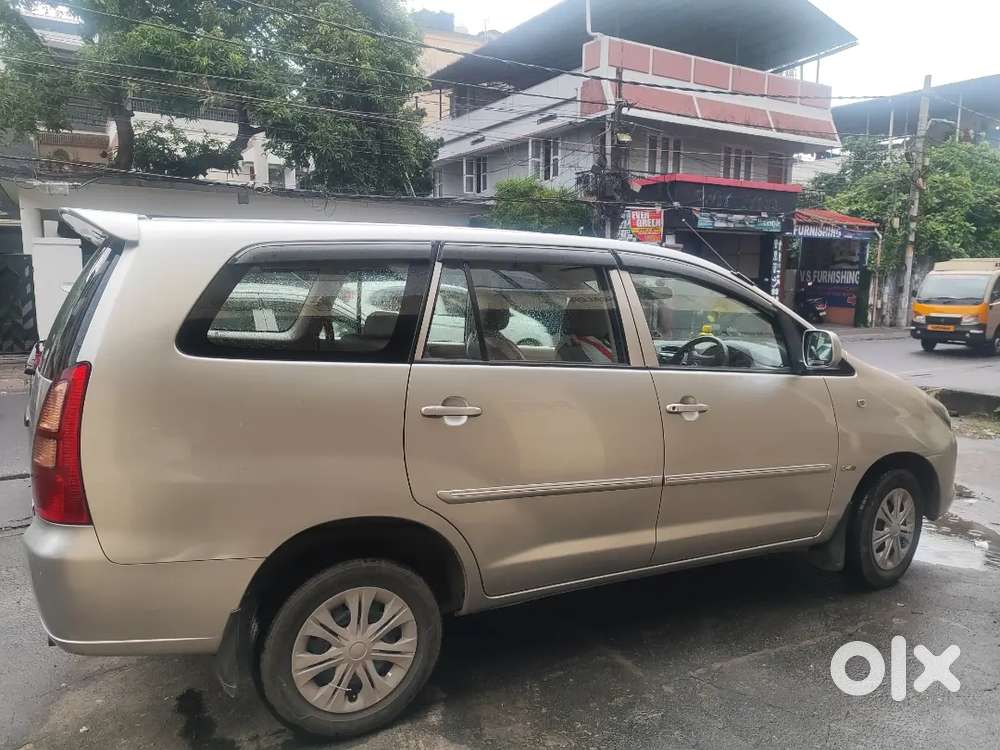 Toyota Innova 2008