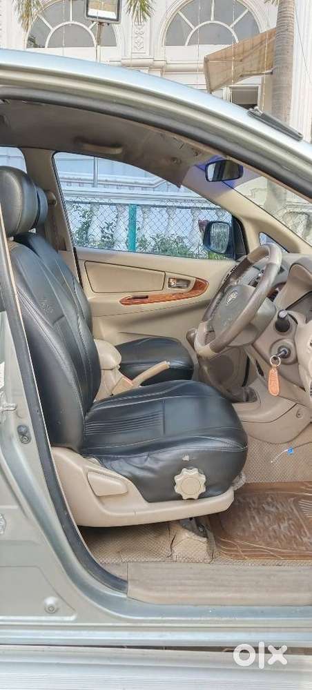 Toyota Innova 2.5 V 7 Str, 2008, Diesel