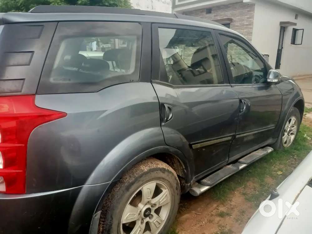 Mahindra Xuv500 2015 Diesel 94000 Km Driven