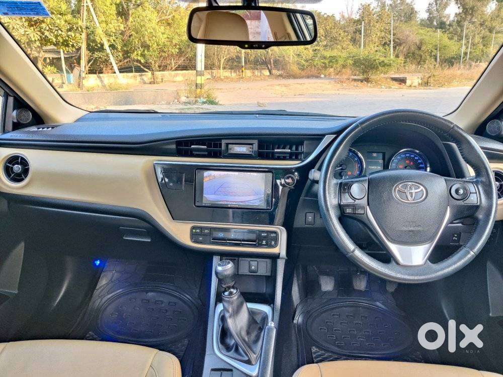 Toyota Corolla Altis 1.8 Gl, 2018, Petrol