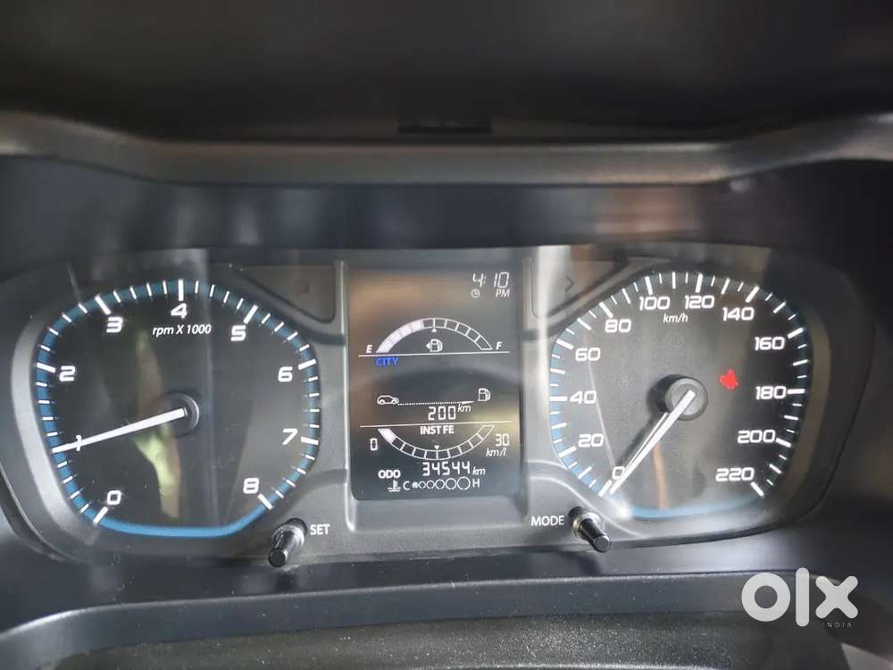Tata Altroz 1.2 Xe 2020