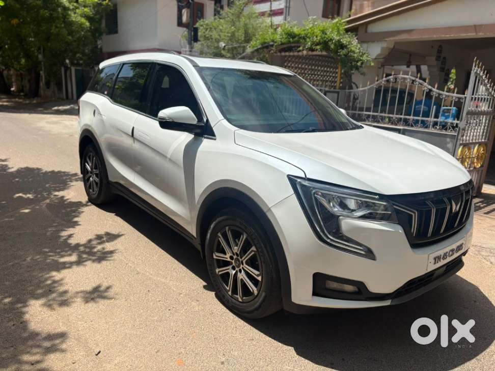 Mahindra Xuv700 2.2 Ax 7 Diesel At Str, 2022, Diesel