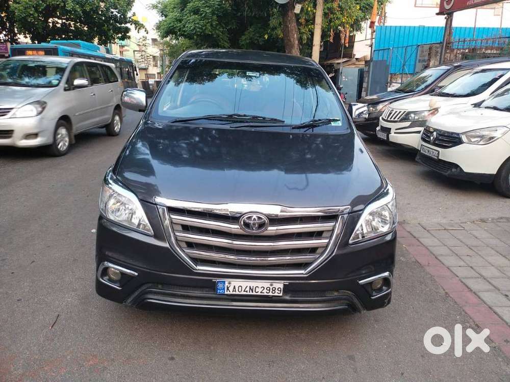 Toyota Innova 2.5 Gx (diesel) 7 Seater Bs Iv, 2015, Diesel