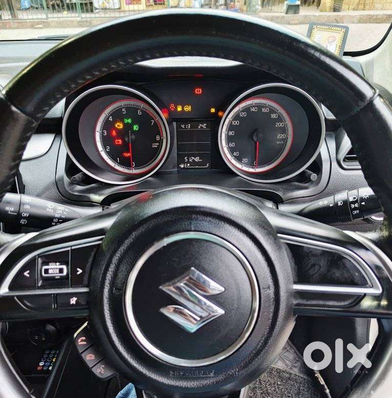 Maruti Suzuki Swift Vvt Zxi, 2021, Petrol