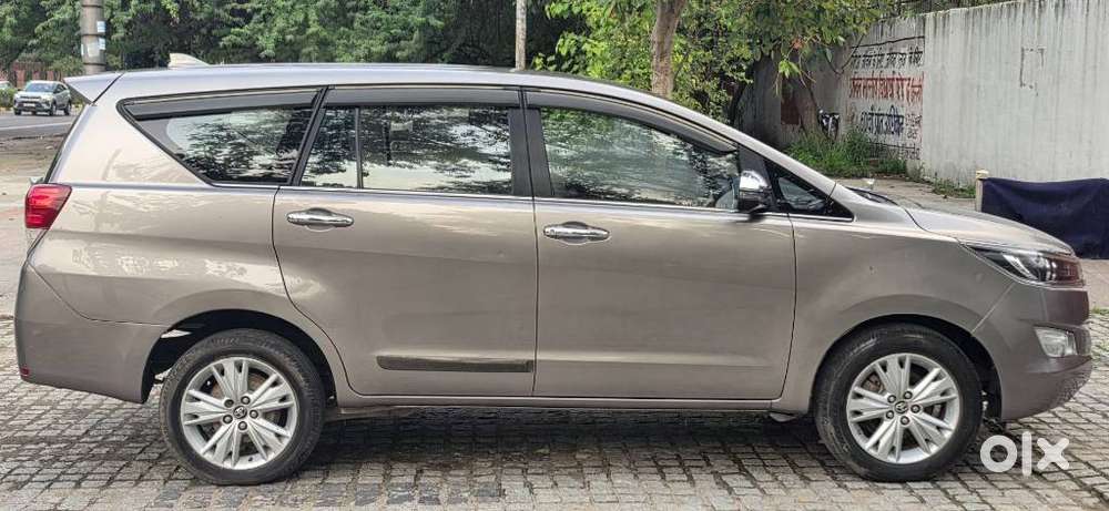 Toyota Innova Crysta Zx 2.4 Diesel 7 Seater, 2018, Diesel