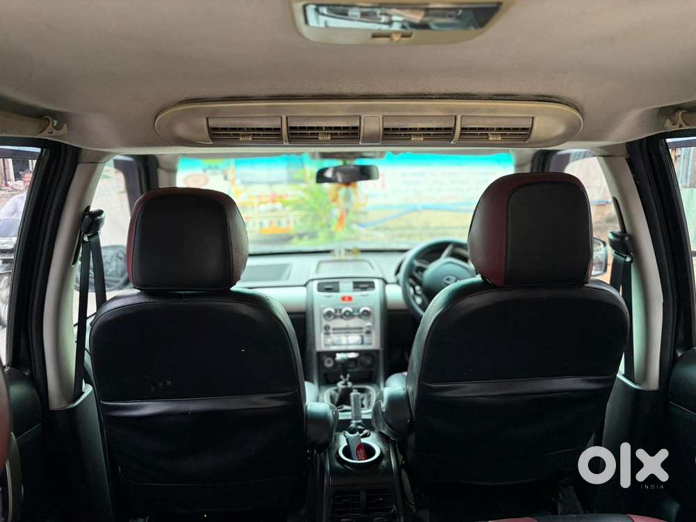 Tata Safari Storme Ex